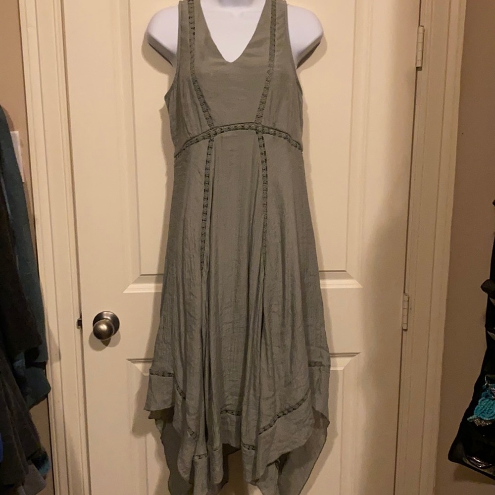 Beautiful flowy dress by Kings Road